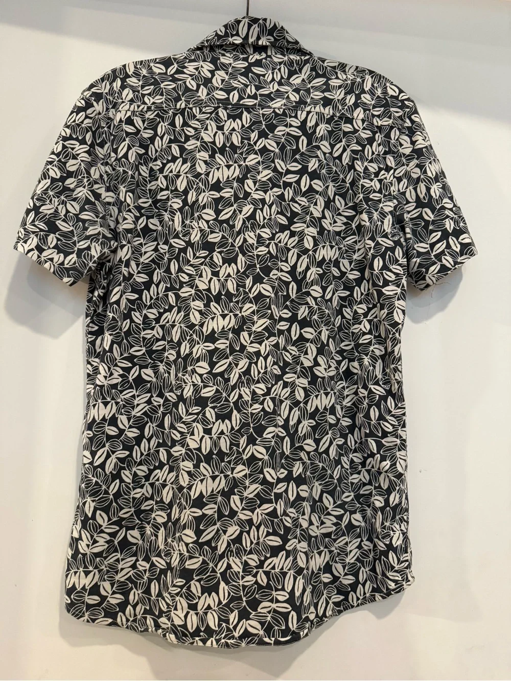 Faherty Organic Cotton Leaf Print Button Down Shirt Size S